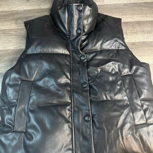 Women's Black Puffer Vest